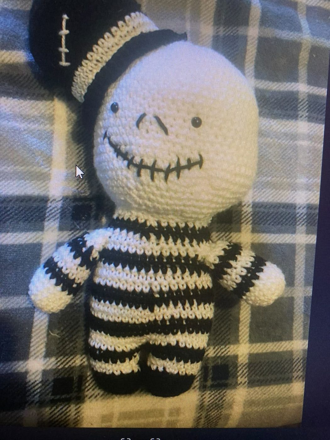 Top Hat Skeleton: A striped skeleton plush in a black top hat.